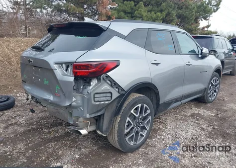 2024 Chevrolet Blazer Fwd Rs z USA, uszkodzony, nr VIN 3GNKBERS5RS159873